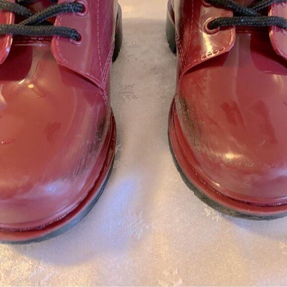 Michael Kors Boots ‘Tavi’ Red Rubber Lace Up Sz 6 inside toe wear see pics - Picture 7 of 8